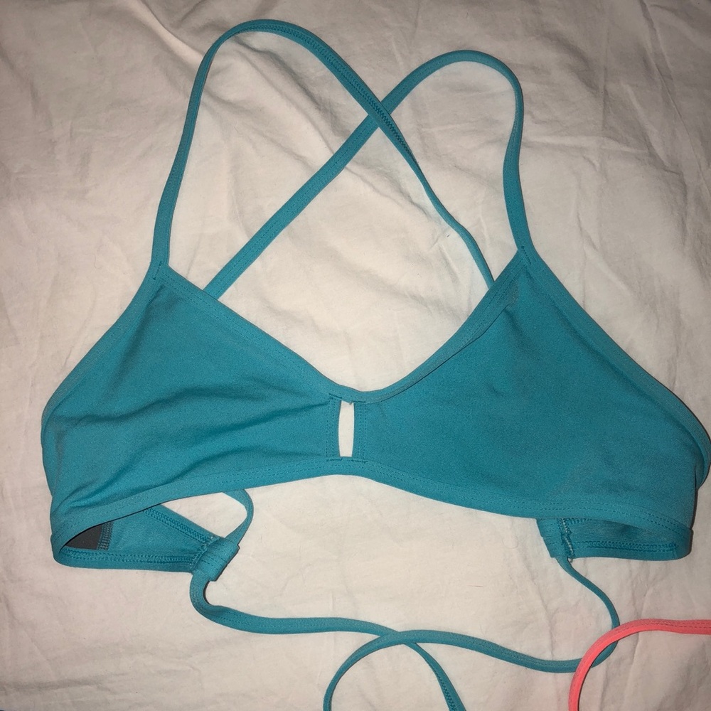 “Hawaii” Jolyn swim top (runs small read descrip)